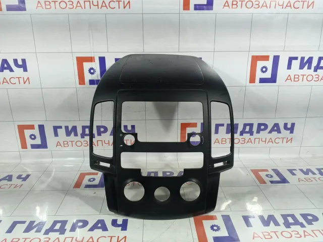 Рамка магнитолы Hyundai i30 847412R000XP