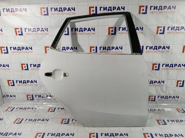 Дверь задняя правая Hyundai i30 770042R010