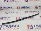 Уплотнитель стекла переднего правого Hyundai i30 822412L000