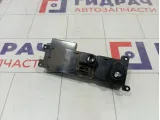 Блок управления стеклоподъемниками Hyundai i30 935702L100