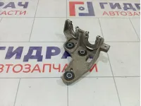 Кронштейн КПП (АКПП, МКПП) Hyundai i30 4392032000