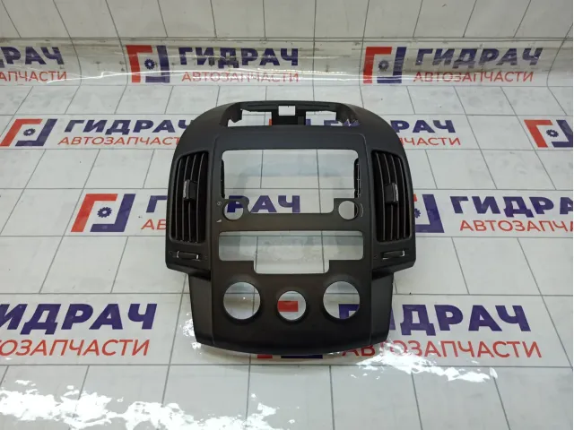 Рамка магнитолы Hyundai i30 847412R000XP