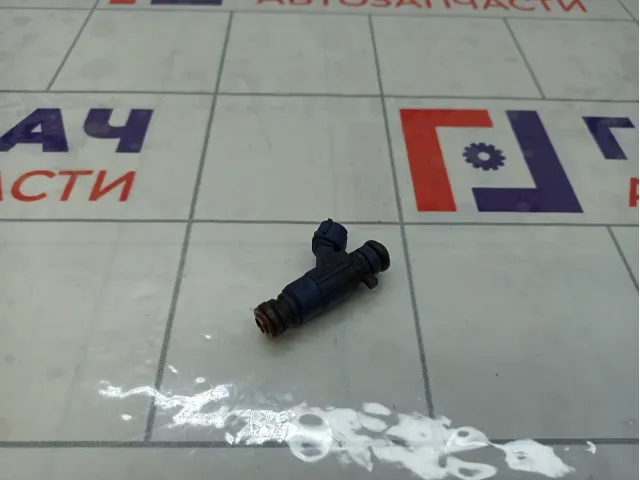 Форсунка инжекторная Hyundai i30 353102B000