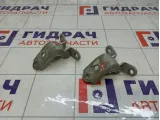Петли двери передней левой Hyundai i30