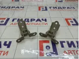 Петли двери передней левой Hyundai i30