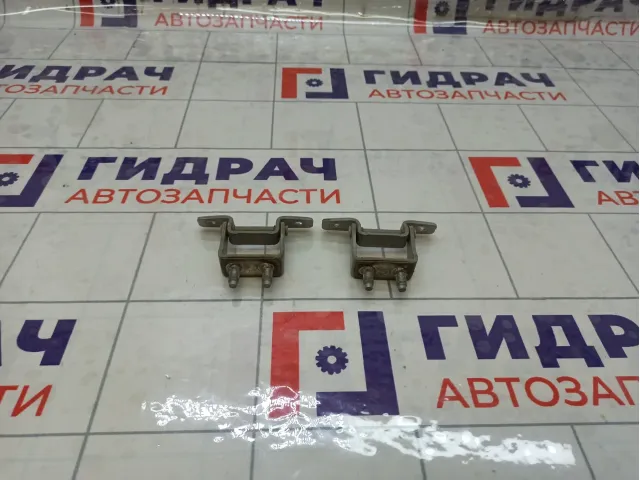 Петли двери багажника Hyundai i30