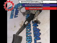 педаль тормоза Hyundai i30 2013