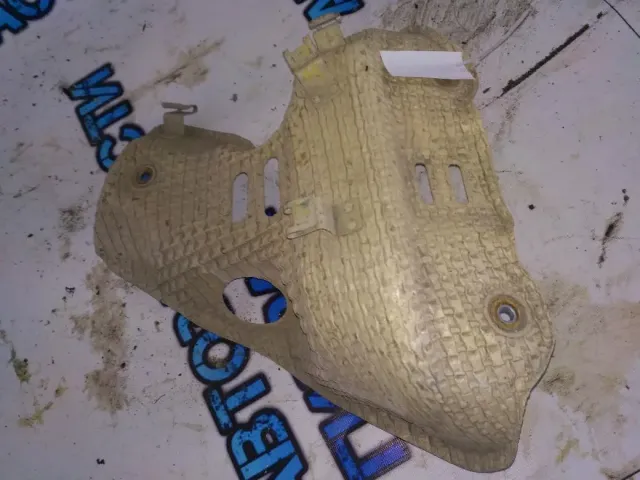 тепловой экран Hyundai i30 2013