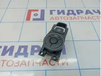 Кнопка фиксатора стояночного тормоза Hyundai i40 (VF) 937663Z0104X.