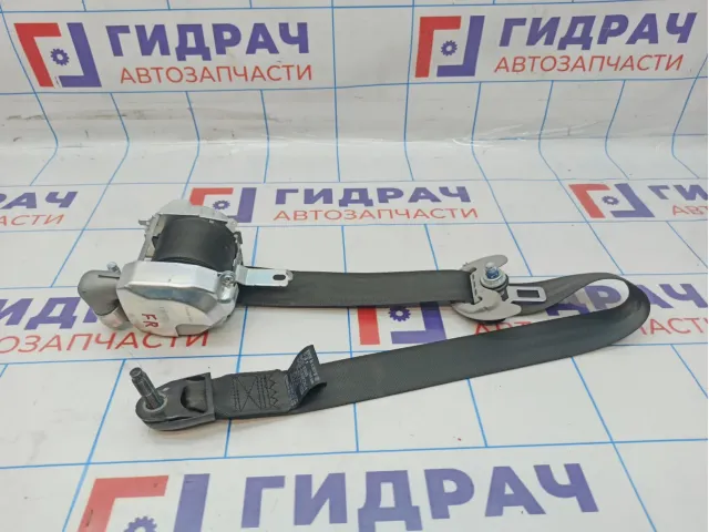 Ремень безопасности с пиропатроном передний правый Hyundai i40 (VF) 888203Z000RY.