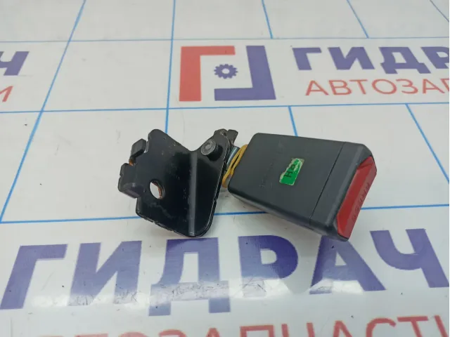 Ответная часть ремня безопасности задняя правая Hyundai i40 (VF) 898403Z100RY.