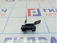 Выключатель концевой капота Hyundai i40 (VF) 93880-3Z000.