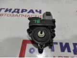 Моторчик стеклоподъемника задний левый Hyundai i40 (VF) 83450-3Z010.