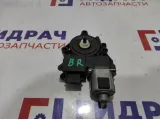 Моторчик стеклоподъемника задний правый Hyundai i40 (VF) 83460-3Z010.