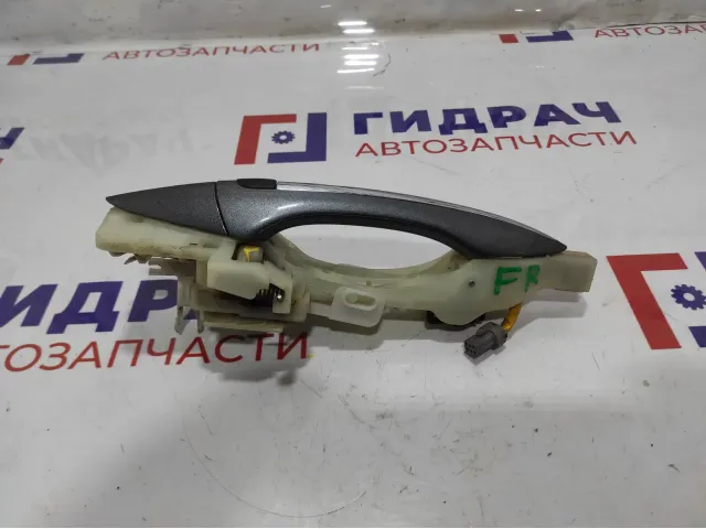 Ручка двери передней наружная правая Hyundai i40 (VF) 82665-3Z200. Беcключевой доступ.