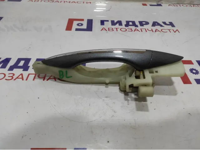 Ручка двери задней наружная левая Hyundai i40 (VF) 83655-3Z000.