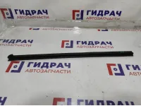Уплотнитель стекла задний правый Hyundai i40 (VF) 83241-3Z000.