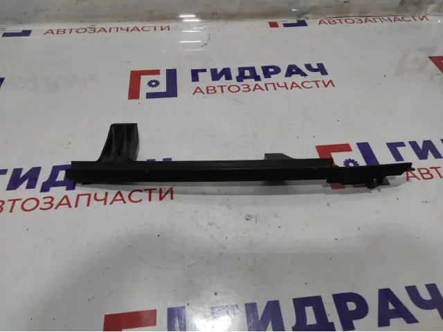 Направляющая стекла двери задней левой Hyundai i40 (VF) 83535-3Z000.