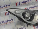 Фара правая Hyundai i40 (VF) 92102-3Z325. С блоком ксенона.