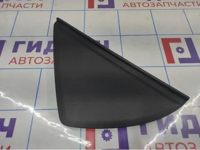 Накладка торпедо левая Hyundai i40 (VF) 84766-3Z000.