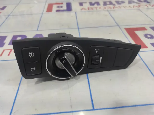 Переключатель света фар Hyundai i40 (VF) 93300-3Z050.