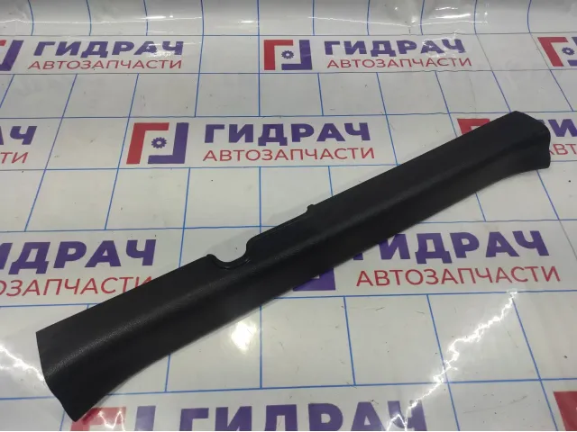 Накладка порога (внутренняя) Hyundai i40 (VF) 85881-3Z000. Передняя правая.