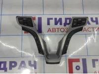 Блок кнопок Hyundai i40 (VF) 96790-3Z100. На руль. Потертости.