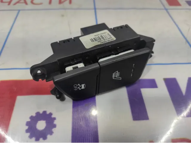 Кнопка обогрева сидений Hyundai i40 (VF) 93730-3Z060. С кнопкой курсовой устойчивости.