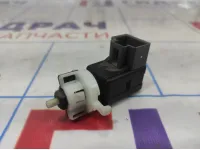 Датчик включения стопсигнала Hyundai i40 (VF) 93810-3S000.