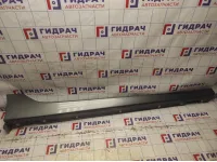 Накладка на порог наружная правая Hyundai i40 (VF) 87752-3Z100. Дефекты.