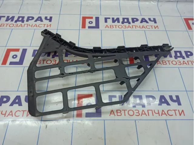 Направляющая заднего бампера правая Hyundai i40 (VF) 86614-3Z300.