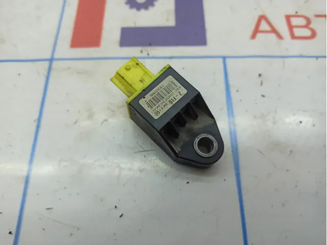 Датчик AIR BAG Hyundai i40 (VF) 95920-3Z100.