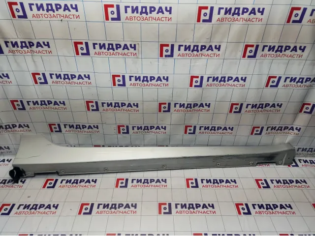 Накладка порога наружная правая Hyundai i40 (VF) 87752-3Z000