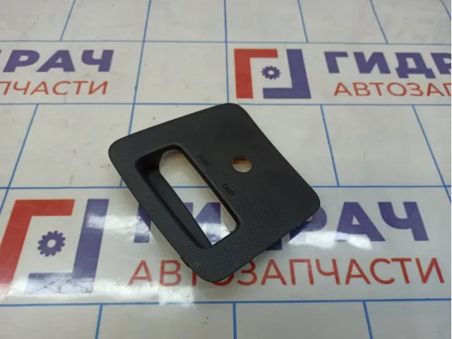 Крышка блока предохранителей Hyundai i40 (VF) 847563Z100RY