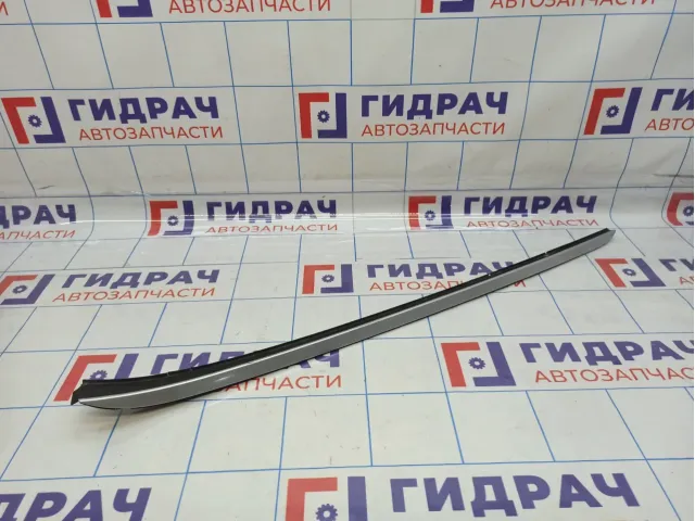 Молдинг лобового стекла левый Hyundai i40 (VF) 86131-3Z000