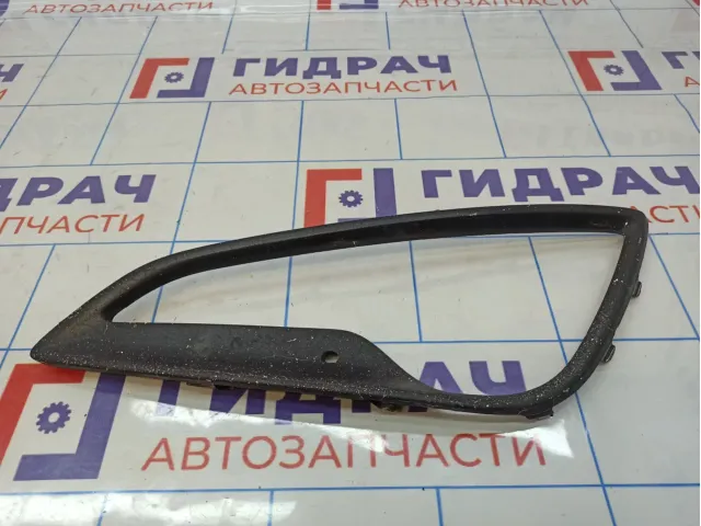 Рамка противотуманной фары левой Hyundai i40 (VF) 86527-3Z000