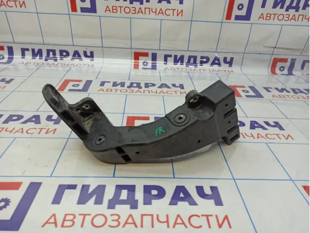 Кронштейн передней панели правый Hyundai i40 (VF) 64146-3Z000