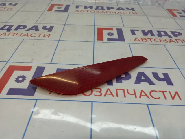 Отражатель в бампер задний правый Hyundai i40 (VF) 92406-3Z300