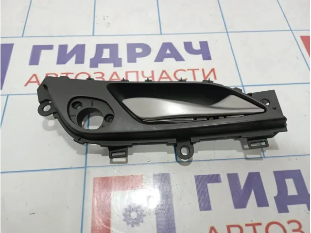 Ручка двери передней внутренняя правая Hyundai i40 (VF) 826203Z010RY