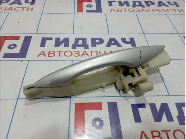 Ручка двери наружная задняя левая Hyundai i40 (VF)