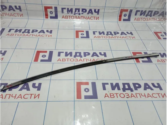 Накладка двери задней правой Hyundai i40 (VF)