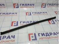 Уплотнитель стекла заднего правого Hyundai i40 (VF) 83241-3Z000