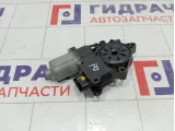 Моторчик стеклоподъемника переднего левого Hyundai i40 824503Z010