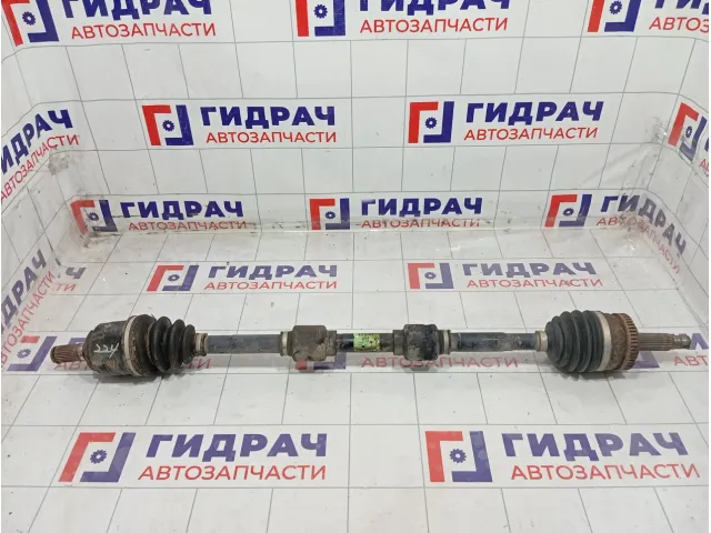 Привод передний правый Hyundai i40 495013Z250
