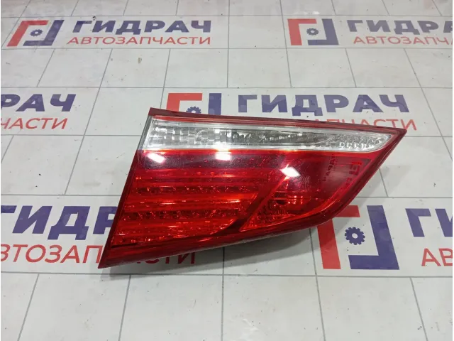 Фонарь задний внутренний левый Hyundai i40 924033Z300