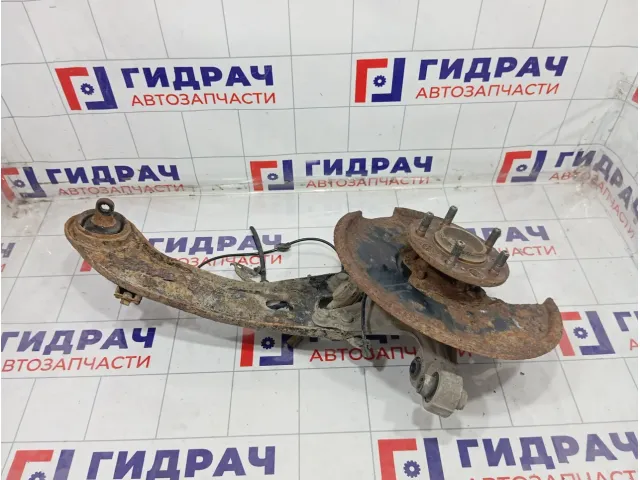 Кулак поворотный задний левый Hyundai i40 527103Z010