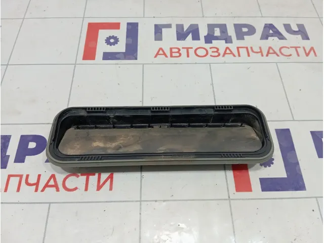 Решетка вентиляционная Hyundai i40 975103M000