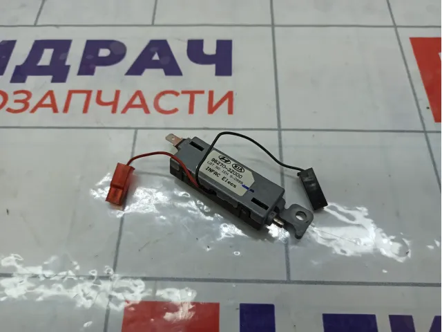 Усилитель антенны Hyundai i40 962703Z000