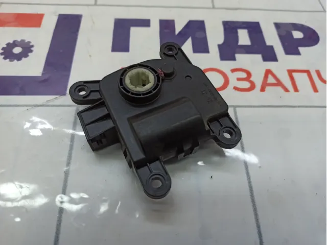Моторчик заслонки отопителя (печки) Hyundai i40 H400730880