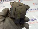 Моторчик заслонки отопителя (печки) Hyundai i40 H400730880